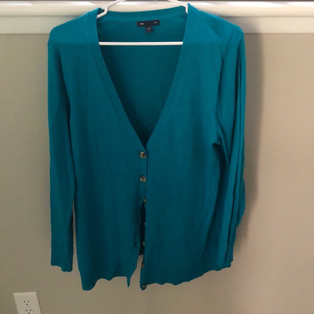 Gap cardigan
